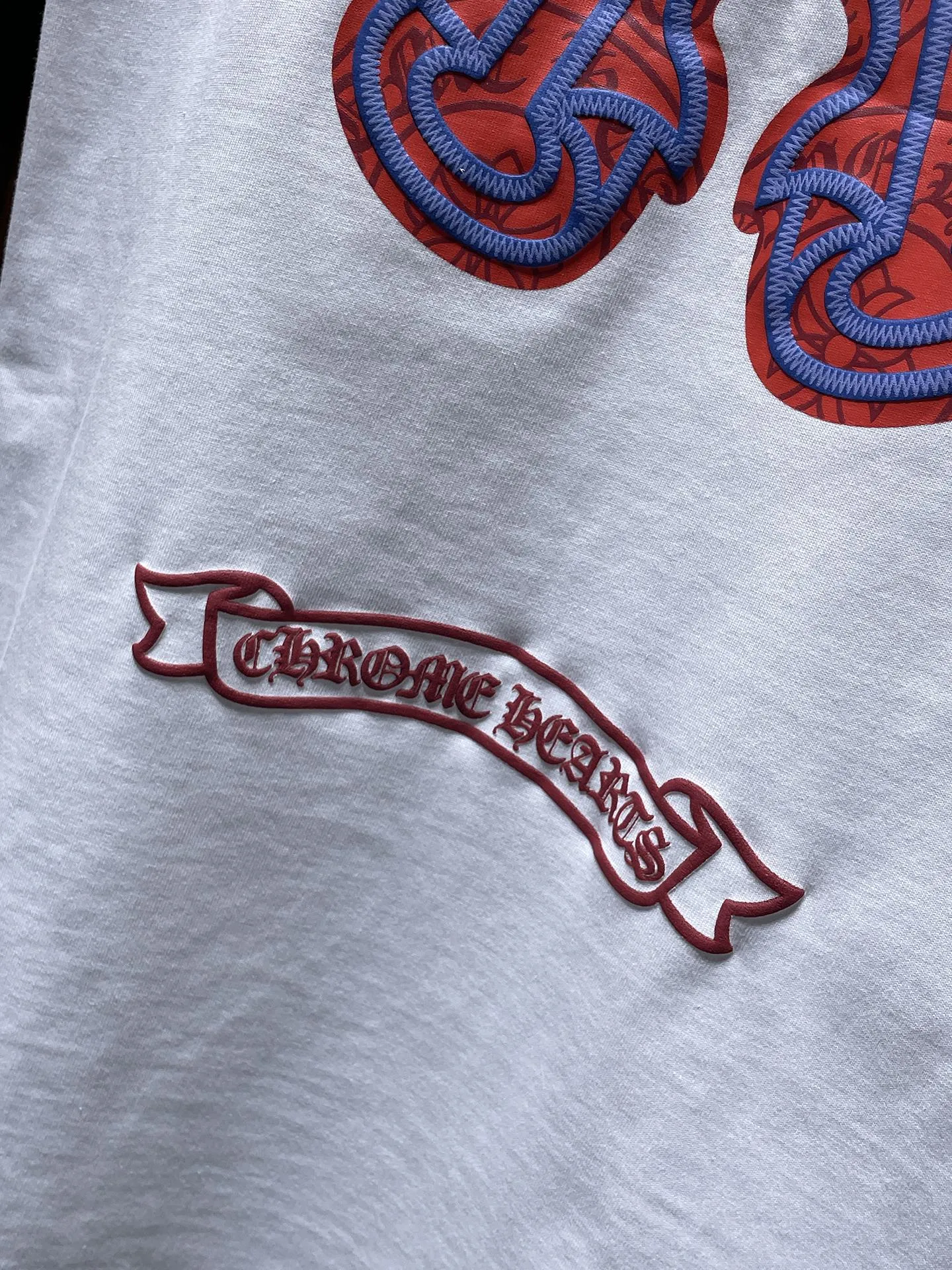 P146 New Chrome Hearts 25ss high version released in summer! ! High-weight, environmentally friendly and high-quality top-quality fabrics 260g~270g Crow Sanskrit horseshoe foam short-sleeves. Counter synchronization. 1:1 replica version. Recommended colors: white, black